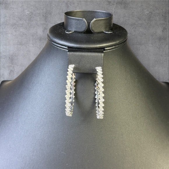 191. Vintage Silver Tone Rhinestone Hoop Earrings Bridal Wedding‎ - Picture 1 of 2